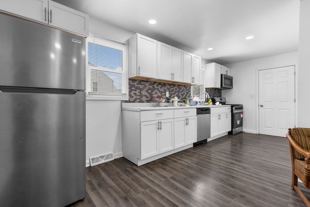 503 Vincent Avenue, Rockford, IL 61102