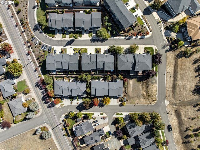 4719 HATHAWAY Dr, Medford, OR 97504