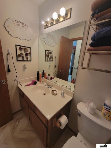 2509 Hollyhock Circle, Lincoln, NE 68521