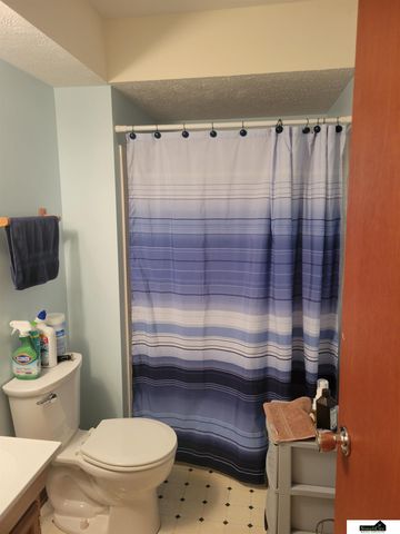 2509 Hollyhock Circle, Lincoln, NE 68521