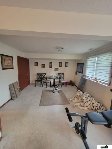 2509 Hollyhock Circle, Lincoln, NE 68521