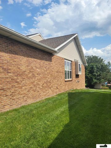 2509 Hollyhock Circle, Lincoln, NE 68521