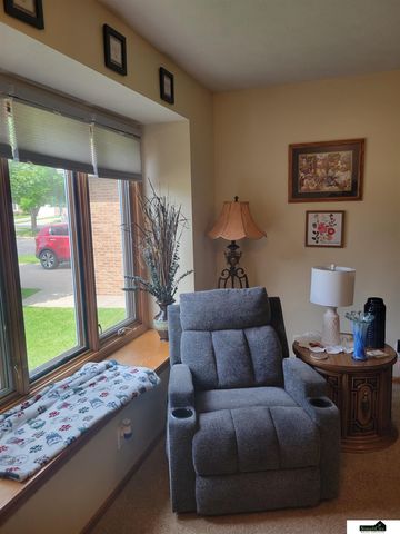 2509 Hollyhock Circle, Lincoln, NE 68521