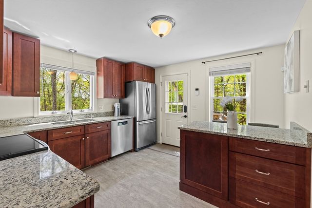 1 Magnolia Drive, Ayer, MA 01432