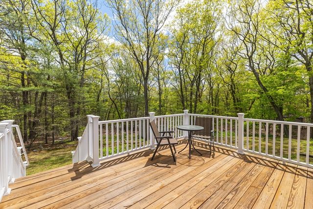 1 Magnolia Drive, Ayer, MA 01432