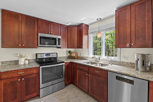 1 Magnolia Drive, Ayer, MA 01432
