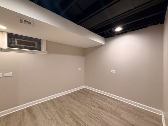 6217 W Peterson Avenue, Chicago, IL 60646