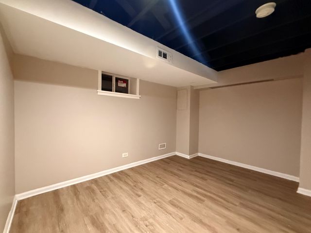 6217 W Peterson Avenue, Chicago, IL 60646