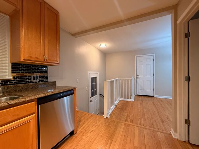 6217 W Peterson Avenue, Chicago, IL 60646