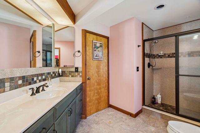 84 Old Barn Lane, West Windsor, VT 05037