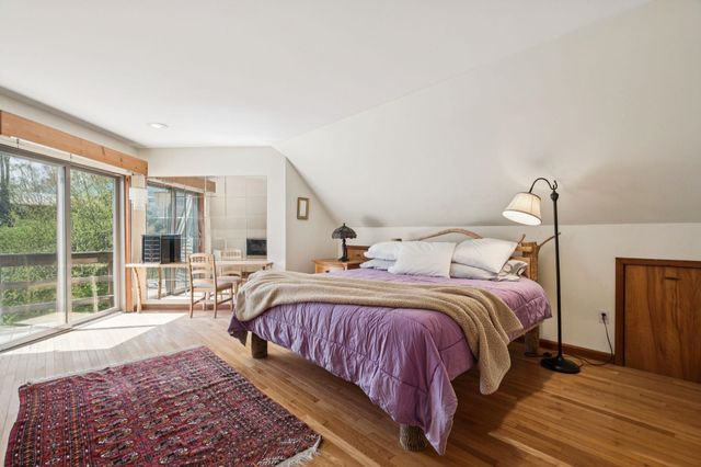 84 Old Barn Lane, West Windsor, VT 05037