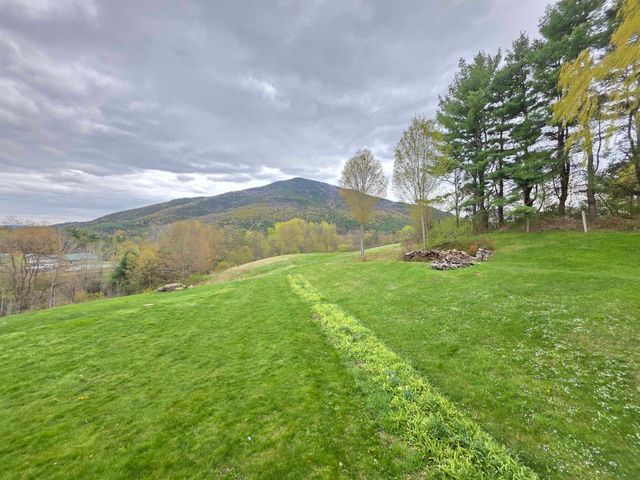 84 Old Barn Lane, West Windsor, VT 05037
