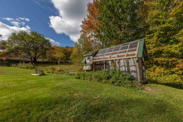 84 Old Barn Lane, West Windsor, VT 05037