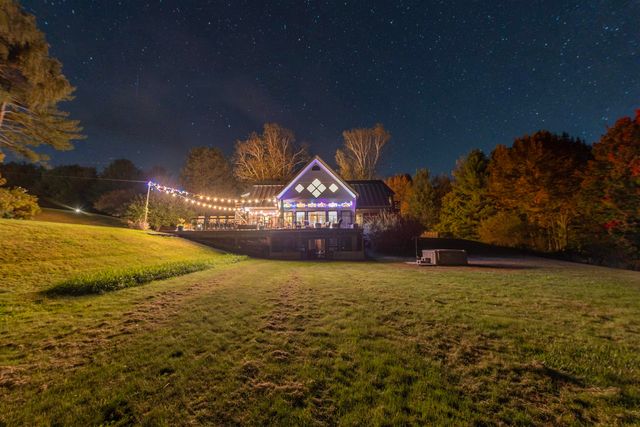 84 Old Barn Lane, West Windsor, VT 05037