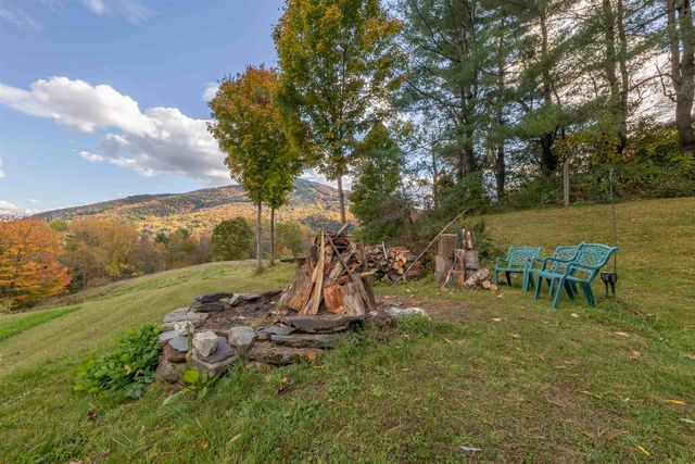 84 Old Barn Lane, West Windsor, VT 05037