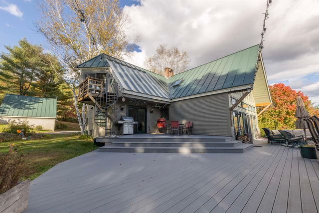 84 Old Barn Lane, West Windsor, VT 05037