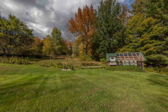 84 Old Barn Lane, West Windsor, VT 05037