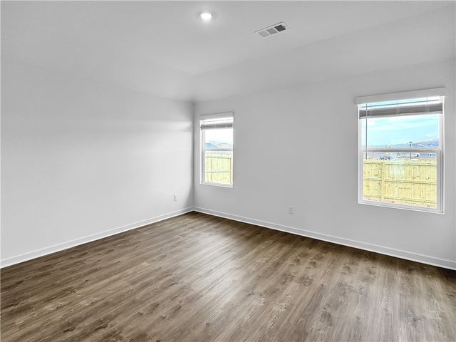 541 Raegan Street, Prairie Grove, AR 72753