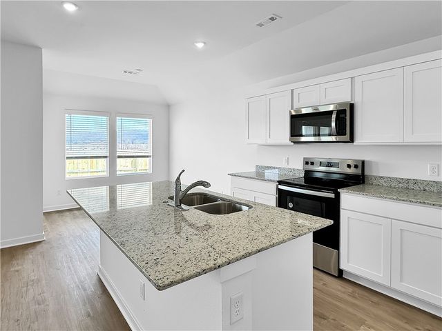 541 Raegan Street, Prairie Grove, AR 72753