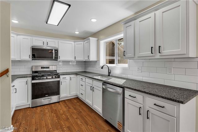 22895 Mastick Road, Fairview Park, OH 44126