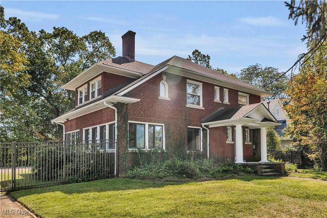 22895 Mastick Road, Fairview Park, OH 44126