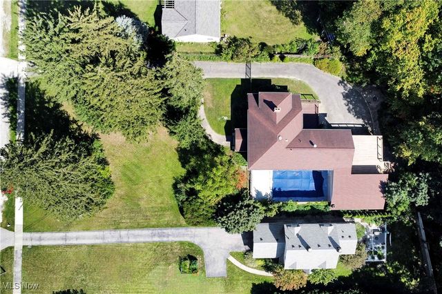 22895 Mastick Road, Fairview Park, OH 44126