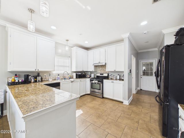 103 Sundown Drive, Broussard, LA 70518