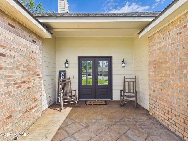 103 Sundown Drive, Broussard, LA 70518