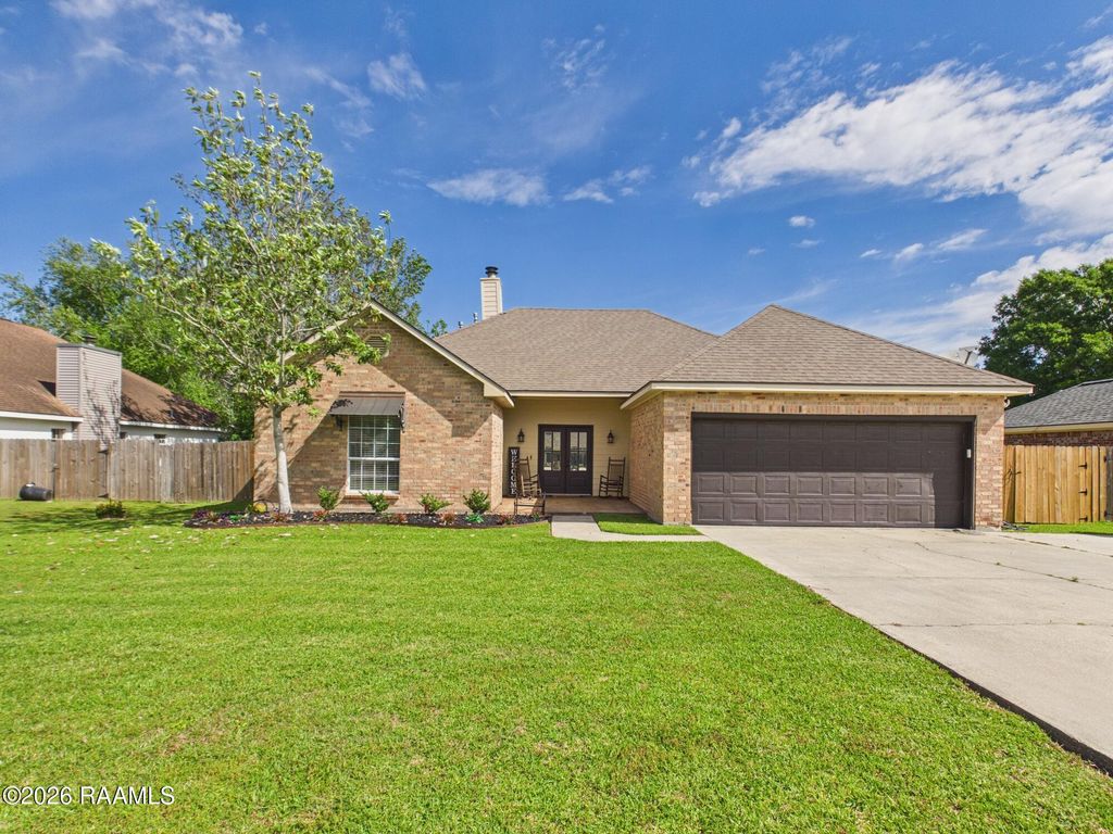 103 Sundown Drive, Broussard, LA 70518
