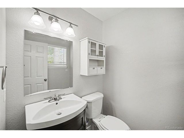 10242 Kelliwood Way, Highlands Ranch, CO 80126