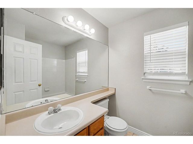 10242 Kelliwood Way, Highlands Ranch, CO 80126