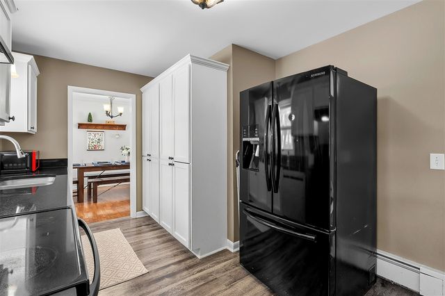 2519 Fairgrove Street, Kalamazoo, MI 49009