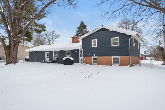 2519 Fairgrove Street, Kalamazoo, MI 49009