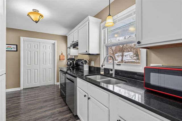 2519 Fairgrove Street, Kalamazoo, MI 49009