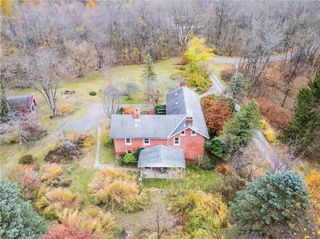50 Tarr Heights Dr, Cecil, PA 15317