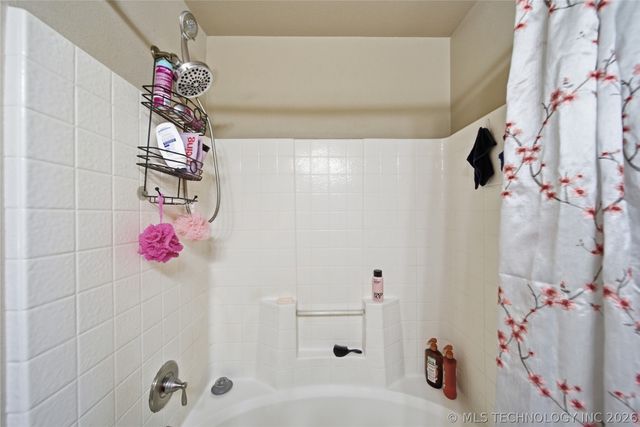 91 E Fairlane Court, Sapulpa, OK 74066