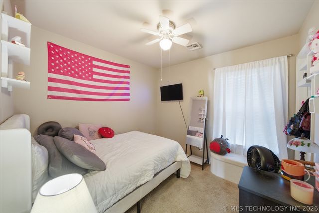 91 E Fairlane Court, Sapulpa, OK 74066