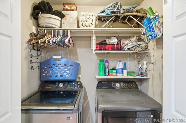 91 E Fairlane Court, Sapulpa, OK 74066