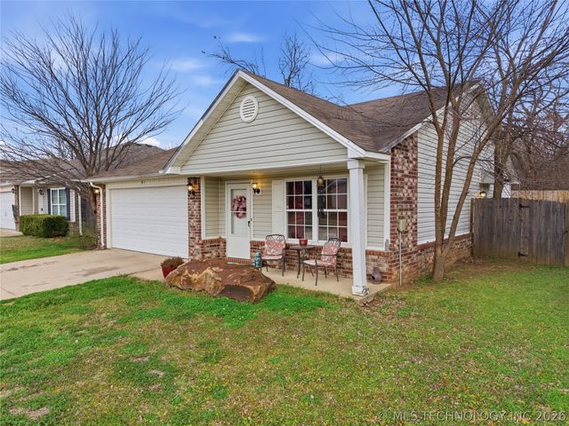 91 E Fairlane Court, Sapulpa, OK 74066