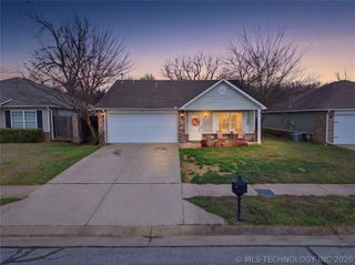 91 E Fairlane Court, Sapulpa, OK 74066