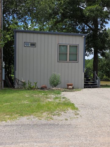 305 Chavez Trail, Weatherford, TX 76087