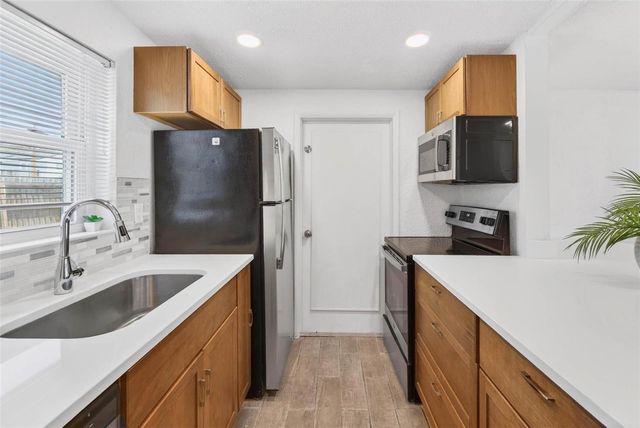 4635 28TH AVENUE N, St Petersburg, FL 33713