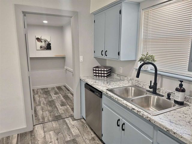 2417 NW 42nd ST, Lawton, OK 73505