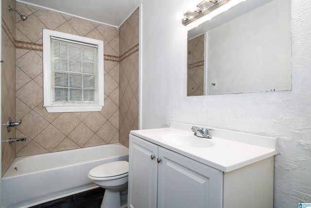 336 BIRWOOD AVENUE, Midfield, AL 35228