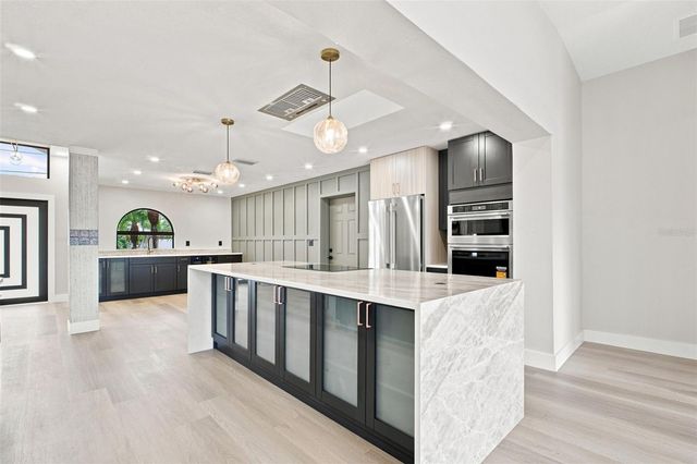 15918 REDINGTON DRIVE, Redington Beach, FL 33708