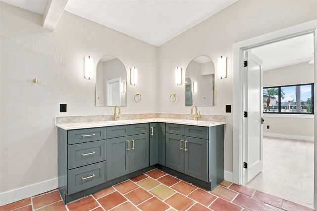 15918 REDINGTON DRIVE, Redington Beach, FL 33708