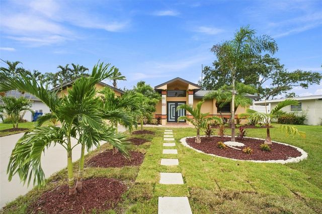 15918 REDINGTON DRIVE, Redington Beach, FL 33708