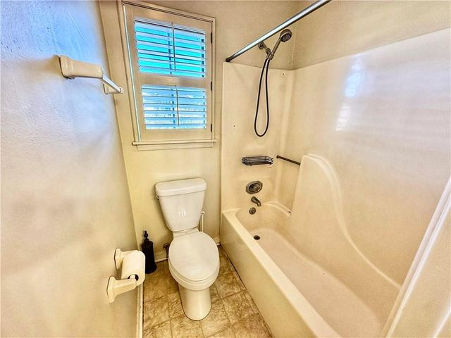 200 Parma Drive O-2, Daphne, AL 36526