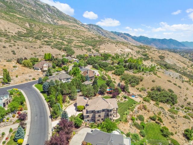 3331 W BEAR CANYON LN, Cedar Hills, UT 84062