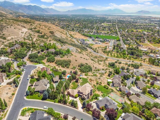 3331 W BEAR CANYON LN, Cedar Hills, UT 84062